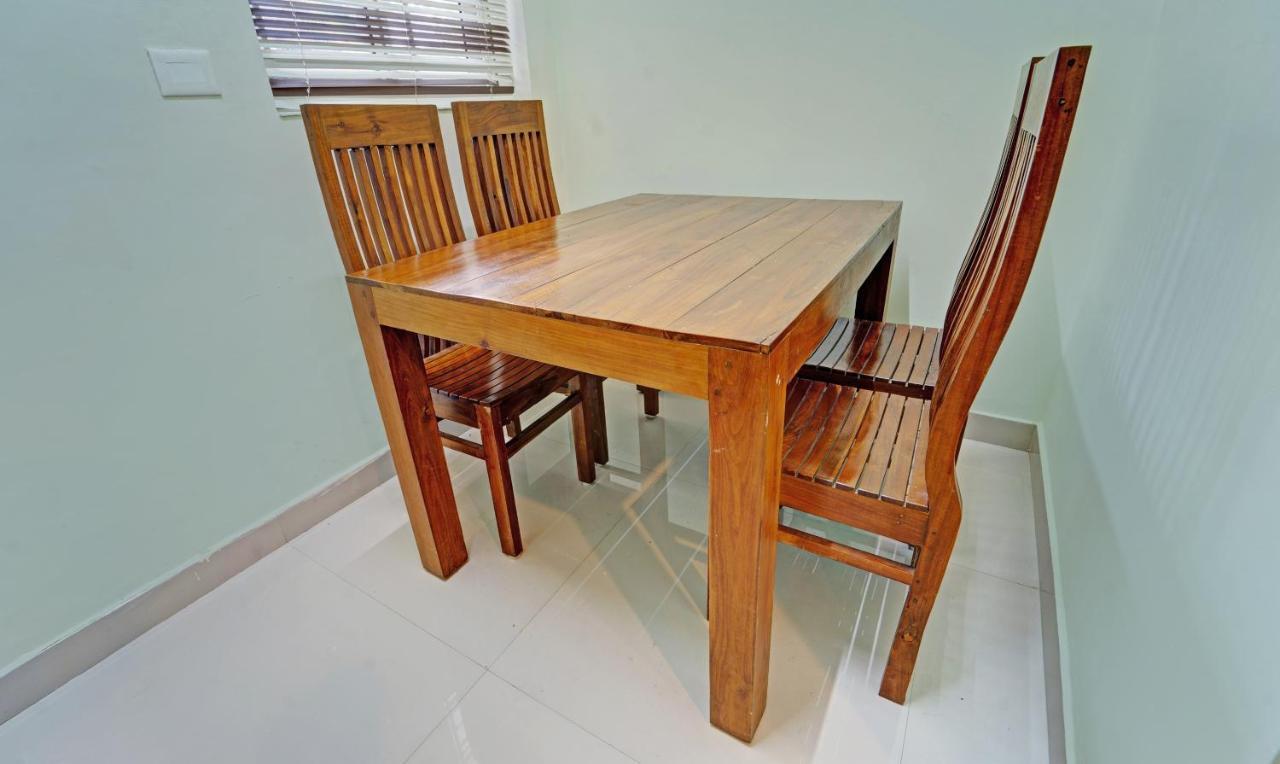 Sreepathi Nirmalyam 400 Mts From Guruvayoor Temple Hotel Guruvāyūr Buitenkant foto